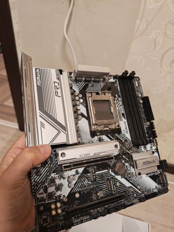 prodam-asrock-b650m-pro-rs-v-idealnom-sostoianii-cena-75-000-big-1