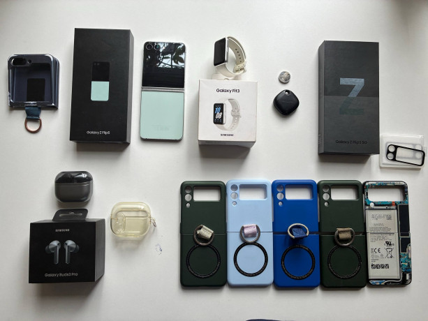 220000-tg-smartfon-samsung-z-flip5-512gb-miatnyi-region-prosivki-smenil-na-indiiu-zapis-vsex-zvo-big-0