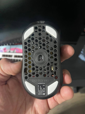 obmeniaiu-finalmouse-na-myski-wlmouse-finalmouse-attack-shark-r5-s-doplatoi-galmaty-big-1
