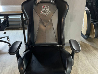 kreslo-autofull-v-otlicnom-sostoianii-almaty-prodam