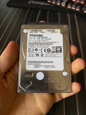 prodam-zestkii-disk-noutbucnyi-500gb-25-v-otlicnom-sostoianii-na-foto-vidno-big-0