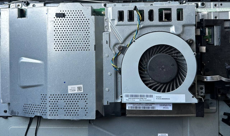 materinskaia-plata-korpus-oxlazdenie-sleify-dlia-monobloka-lenovo-ideacentre-a340-24icb-f0e600-big-1