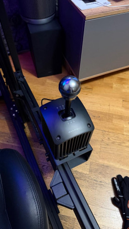 gonocnyi-nabor-rig-kokpit-bandl-big-3