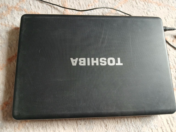 prodam-lotom-3-noutbuka-vozmozen-obmen-big-2