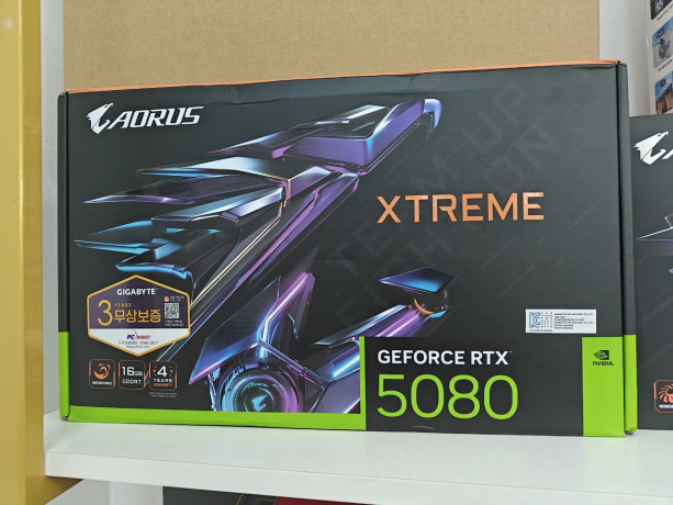 rtx-5080-aurus-xtreme-big-0
