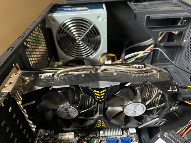 videokarta-rx-580-2048sp-8gb-big-2