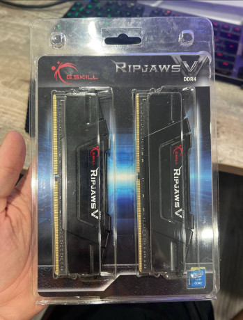 operativnaia-pamiat-gskill-ripjaws-v-f4-3600c18d-32gvk-2x16-32gb-3600mgc-v-ispolzovanie-byla-nedel-big-0