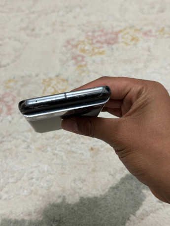 zdravstvuite-prodam-pixel-vosem-pro-v-v-udovletvoritelnom-sostoianii-zadniaia-kryska-razbita-i-na-ekr-big-2