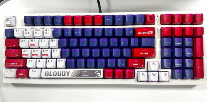 klaviatura-a4tech-bloody-s98-big-1