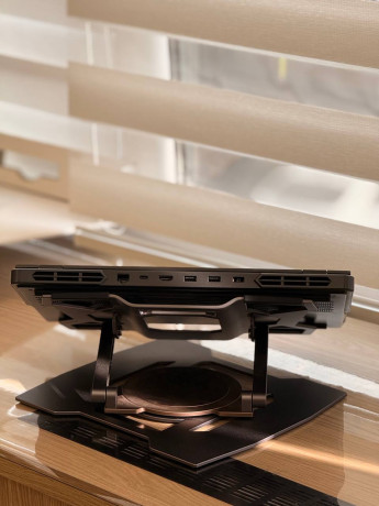 lenovo-legion-pro-7-big-2