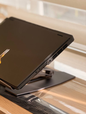 lenovo-legion-pro-7-big-4