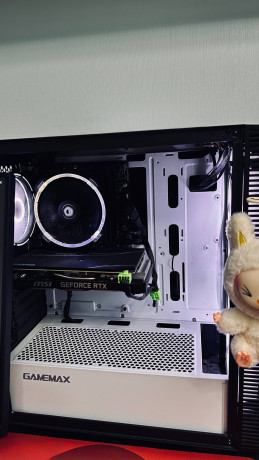 prodaiu-svoi-nadeznyi-igrovoi-pk-sobrannyi-dlia-stabilnoi-raboty-i-igr-kompiuter-ispolzovalsia-akku-big-0