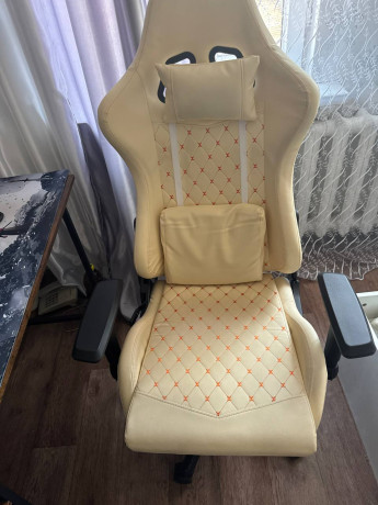 almaty-prodam-igrovoe-kreslo-sostoianie-xorosee-40-k-big-0