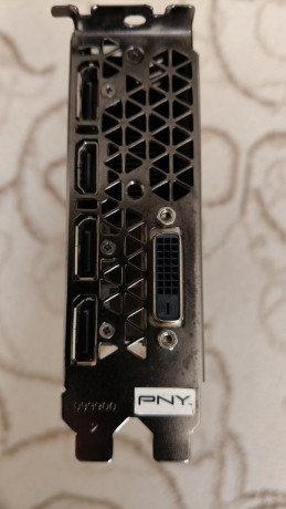 gtx-1070-8gb-karta-v-idealnom-sostoianii-polzovalsia-akkuratno-obsluzival-menial-termopastu-ne-big-3