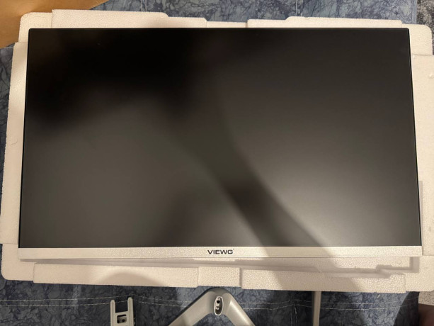 prodam-igrovoi-monitor-238-viewg-big-1