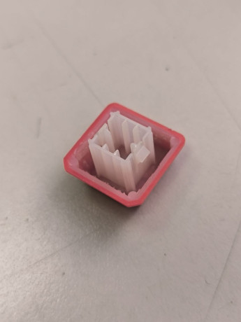 krasnye-knopki-w-a-s-d-na-klaviaturu-bloody-b210-obycnaia-membranka-big-1