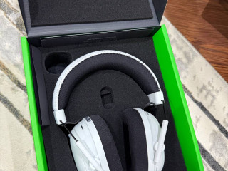 prodam-nausniki-razer-blackshark-v2-pro-2023