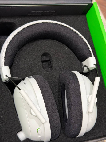 prodam-nausniki-razer-blackshark-v2-pro-2023-big-1