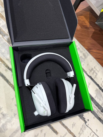 prodam-nausniki-razer-blackshark-v2-pro-2023-big-0