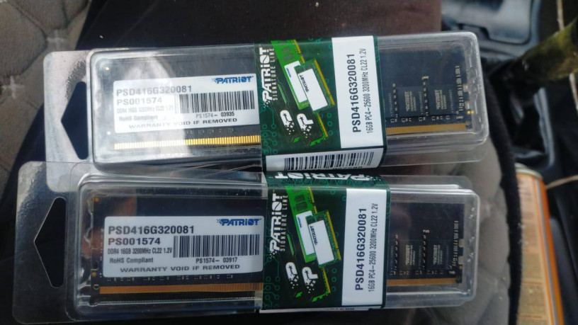 vsem-assalamu-aleikum-prodam-ozuski-absoliutno-novye-2x8-2-korobki-po-16-gb-big-0