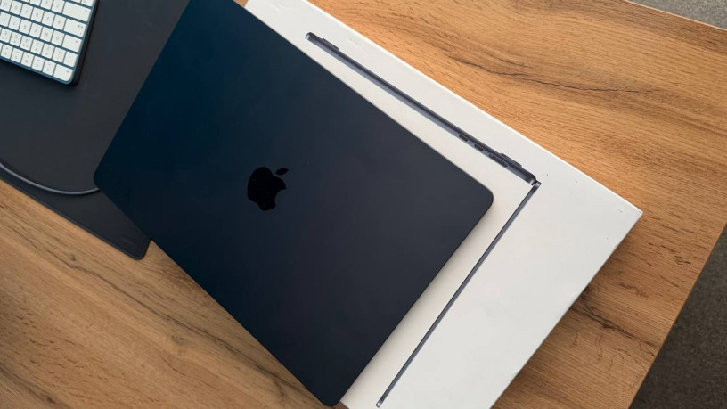 zdravstvuite-prodaiu-svoi-macbook-air-15-processor-m4-16gb-ozu-256gb-ssd-100-akkumuliator-i-vseg-big-0