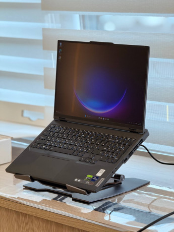 prodam-moshhnyi-igrovoi-noutbuk-lenovo-legion-pro-7-big-0