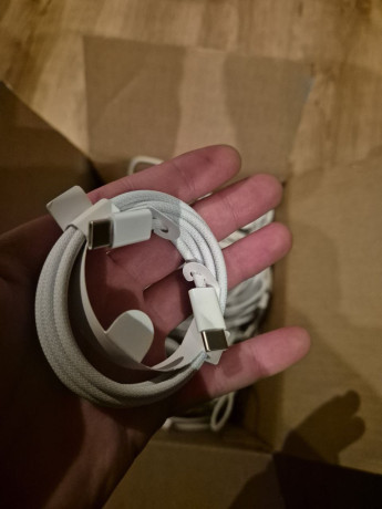 dobryi-vecer-prodam-originalnye-kabeli-apple-iz-komplektacii-aifonov-v-nalicii-200-stuk-big-0