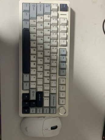 klaviaturuaula-f75-i-mysku-aula-sc580-vse-rabotaet-krome-podkliucenie-24-bliutuz-rabotaet-po-pr-big-3