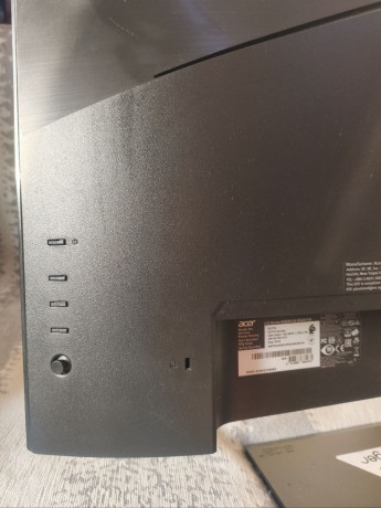 prodam-bu-monitor-acer-big-1