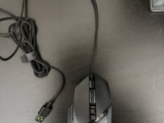 prodam-mysku-razer-basilisk-v3