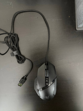 prodam-mysku-razer-basilisk-v3-big-0