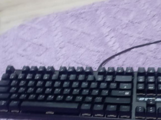 prodam-klaviaturu-mexaniceskuiu-defender-avenger-v-ispolzovanii-byla-vsego-mesiac-korobki-net-poku