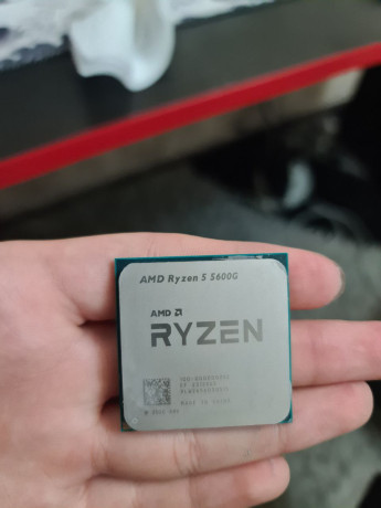 prodam-moshhnyi-pk-s-monitorom-klavoi-i-myskoi-big-4