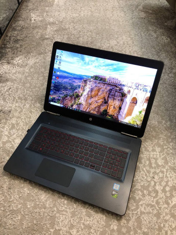 hp-omen-173-fullhd-ozu-8gb-processor-intel-core-i7-6700hq-video-nvidia-geforce-gtx-1070-8gb-pa-big-0