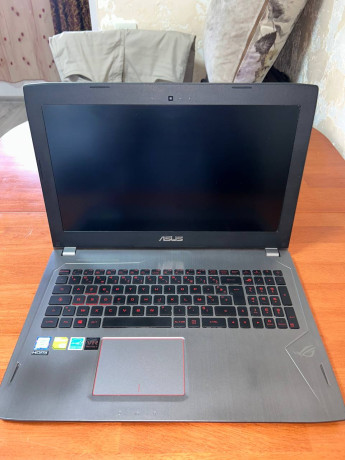 noutbuk-asus-rog-strix-gl502vmk-big-1