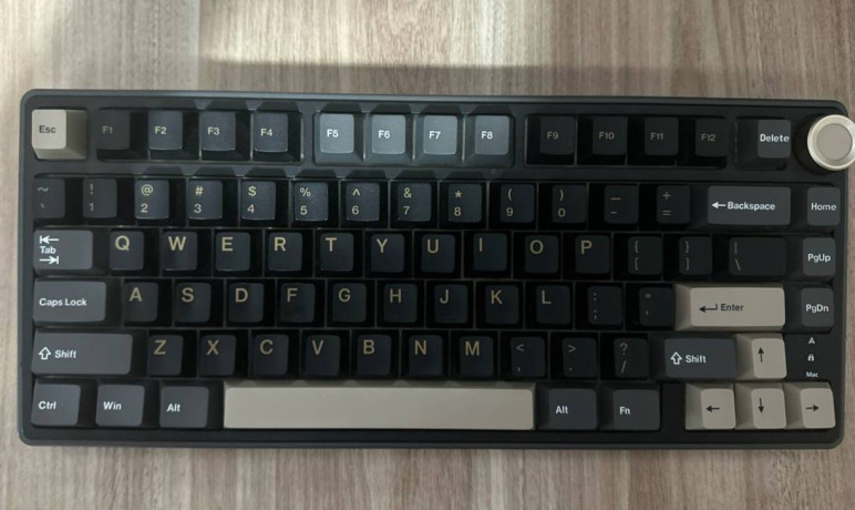 royal-kludge-r75-trimode-big-0