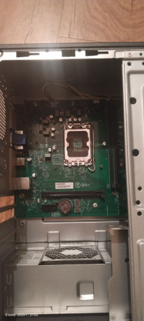 sistemnyi-blok-s-materinskoi-platoi-na-lga1700-sokete-i-blokom-pitaniia-na-280-vat-big-0