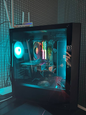 dobryi-den-prodaetsia-pk-srocno-za-450k-full-setap-drug-pokupaet-masinu-i-prodaet-srocno-monitor-big-0