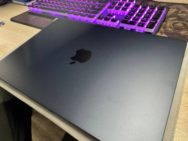 macbook-air-m2-136-midnight-blue-big-3