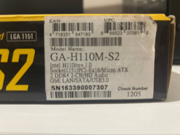 prodam-materinskuiu-platu-vse-na-foto-35000-torg-polzovalsia-mense-goda-obnovil-pk-big-1