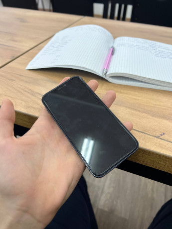 privetstvuiu-vsexobmeniaiu-12-mini-na-kakoi-nit-neobycnyi-androidobycnye-toze-rassmatrivaiu-big-3