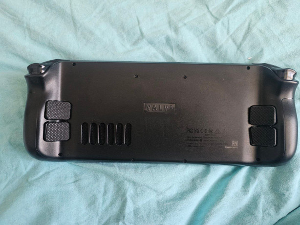 prodam-steam-deck-lcd-512gb-big-0