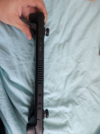 prodam-steam-deck-lcd-512gb-big-1