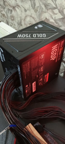 prodam-komplektom-libo-po-otdelnosti-big-3