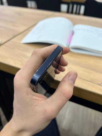 obmeniaiu-aifon-12-mini-na-asus-zenfon-9-libo-10-big-3