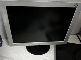 samsung-syncmaster-152v