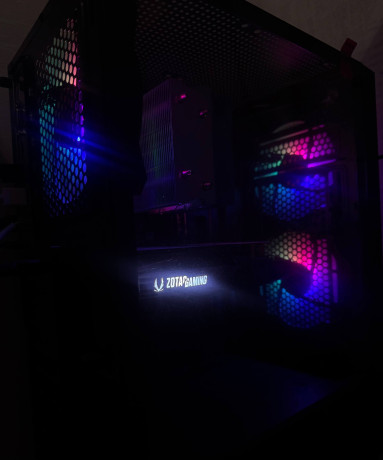 polnyi-komplekt-sistemnyi-blok-s-monitorom-big-0