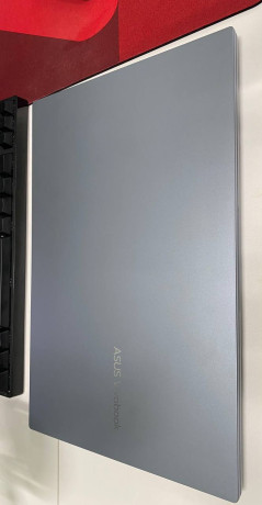 noutbuk-asus-vivobook-15-big-3
