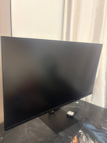 monitor-xiaomi-redmi-27xg-180gc-27-diuimov-1920x1080-big-0