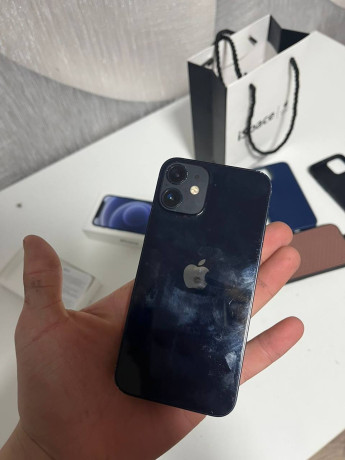 prodam-ili-obmeniaiu-na-aifon-vyse-s-vasei-dp-ili-vyse-s-minusami-big-0